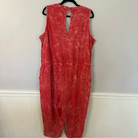 Livi Lane Bryant Jogger Sleeveless Jumpsuit Pink Coral Acid Wash Size 22/24 NWT - Picture 10 of 10